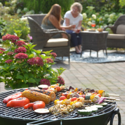 Fém grillrács fogóval, 61,5 cm átmérőjű