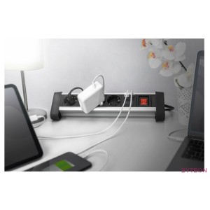 DIGITUS 4-way office socket strip with 2x USB ports