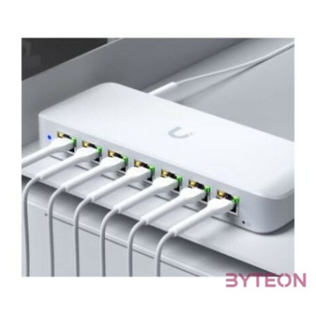 Ubiquiti UniFi USW-Ultra-210W 8xGbE LAN port 7x PoE (202W) LAN port L2 menedzselhető switch