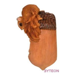 Makk alakú polyresin madáretető mókus figurával, dekorációs kiegészítő