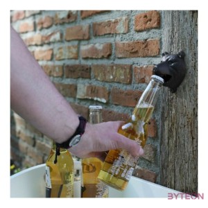 Öntöttvas medvés üvegnyitó