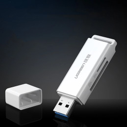 UGREEN CM104 SD / microSD USB 3.0 memóriakártya-olvasó (fehér)