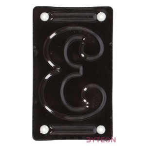 Tűzzománc házszám, 3