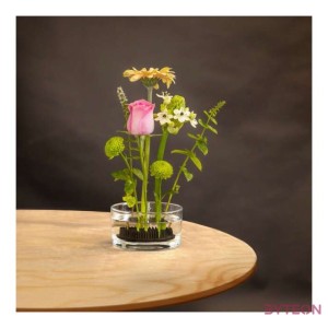 Műanyag öntapadós kenzan, fekete, 7 cm átmérőjű