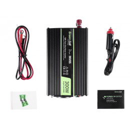 GREENCELL Car Power Inverter Converter 12V to 230V 300W/600W Pure sine