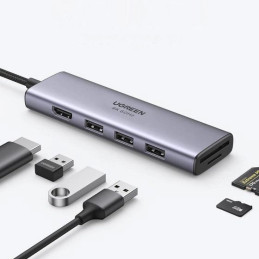 UGREEN CM511 5 az 1-ben adapter USB-C hub 3 porthoz USB3.0 + HDMI + TF / SD (szürke)