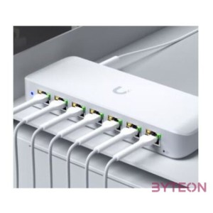Ubiquiti UniFi USW-Ultra 8xGbE LAN port 7x PoE (52W) L2 menedzselhető switch